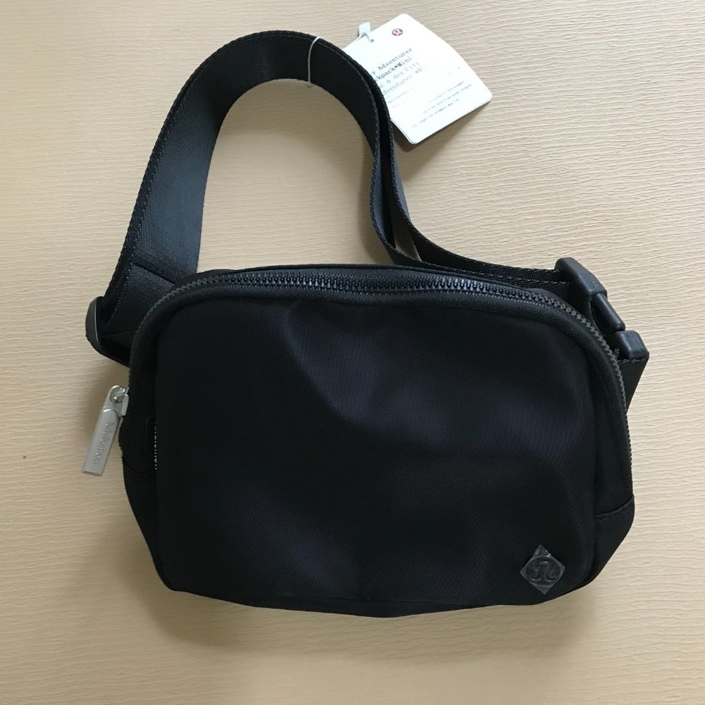 Lululemon Athletica | Bag | Everywhere Belt Bag